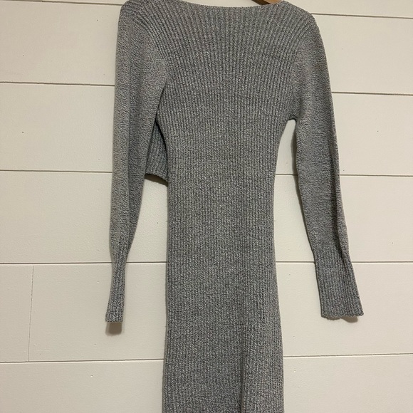 Avantlook crisscross sweater dress  size small - Picture 3 of 3